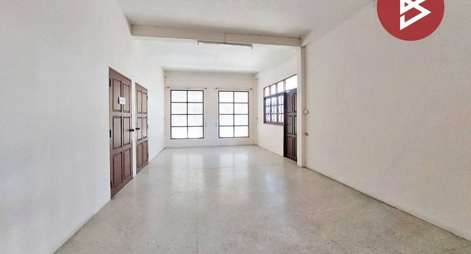 For sale retail Space in Phrom Khiri, Nakhon Si Thammarat
