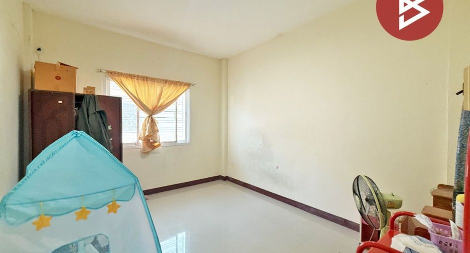 Reihenhaus zum Kauf mit 3 Zimmer in Phra Samut Chedi, Samut Prakan