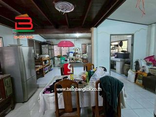 À vendre 2 chambres maison à Nong Chok, Bangkok