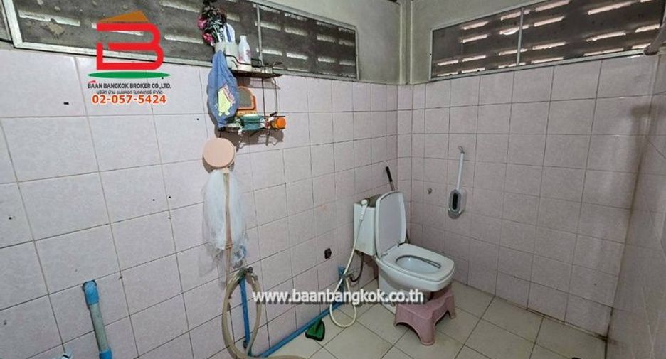 Casa en venta de 2 habitaciones en Nong Chok, Bangkok
