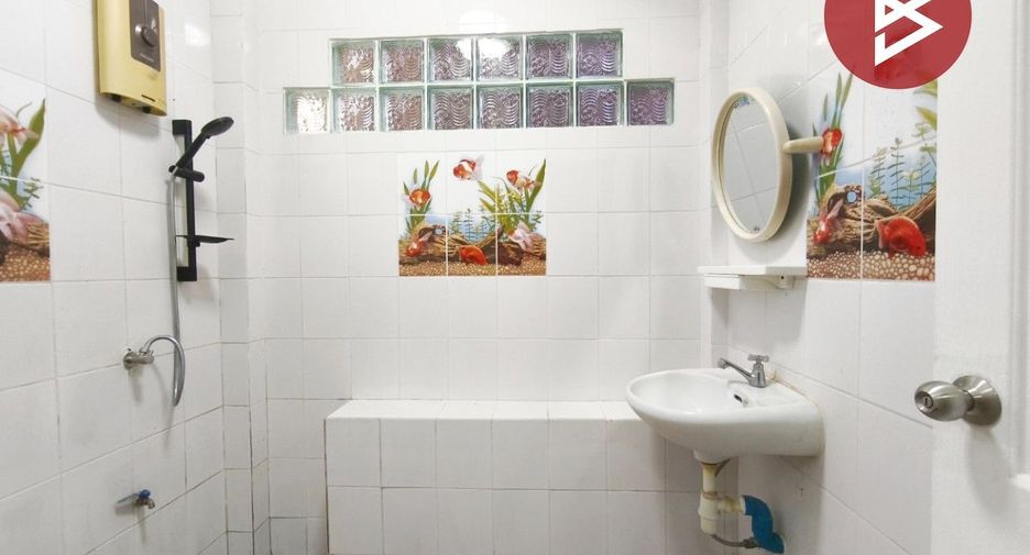 For sale 4 bedrooms townhouse in Bang Bo, Samut Prakan