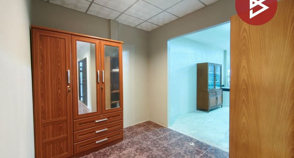 For sale 4 bedrooms townhouse in Bang Bo, Samut Prakan