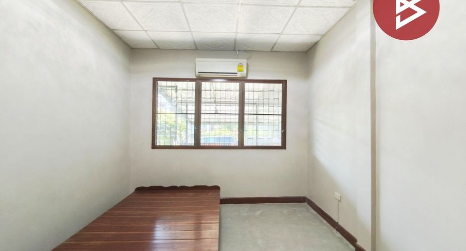 For sale 4 bedrooms townhouse in Bang Bo, Samut Prakan
