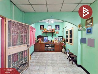 Casa adosada en venta de 2 habitaciones en Ban Pong, Ratchaburi