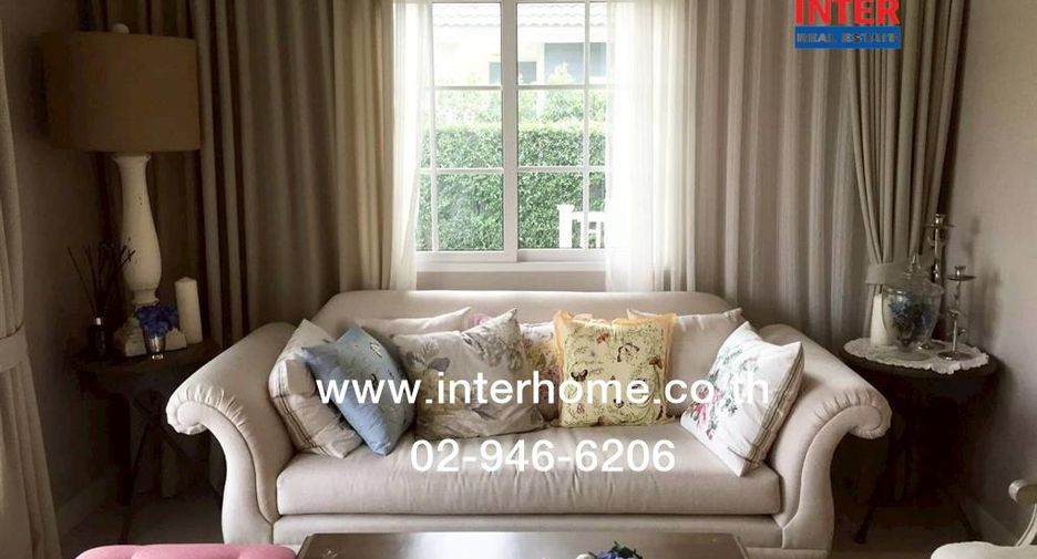 For sale 4 bedrooms house in Khlong Sam Wa, Bangkok
