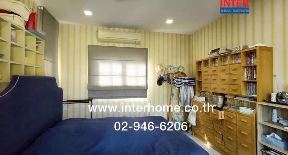 For sale 4 bedrooms house in Khlong Sam Wa, Bangkok