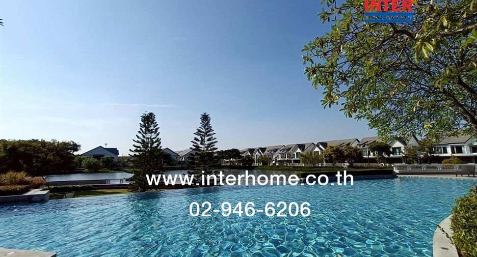 For sale 4 bedrooms house in Khlong Sam Wa, Bangkok