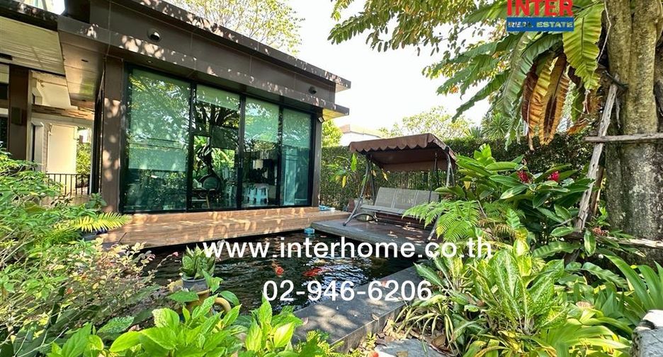For sale 4 bedrooms house in Taling Chan, Bangkok