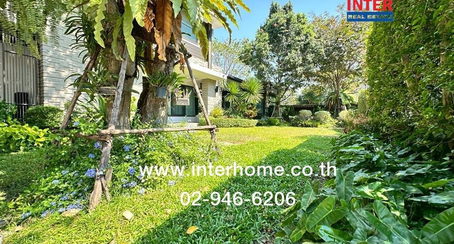 For sale 4 bedrooms house in Taling Chan, Bangkok