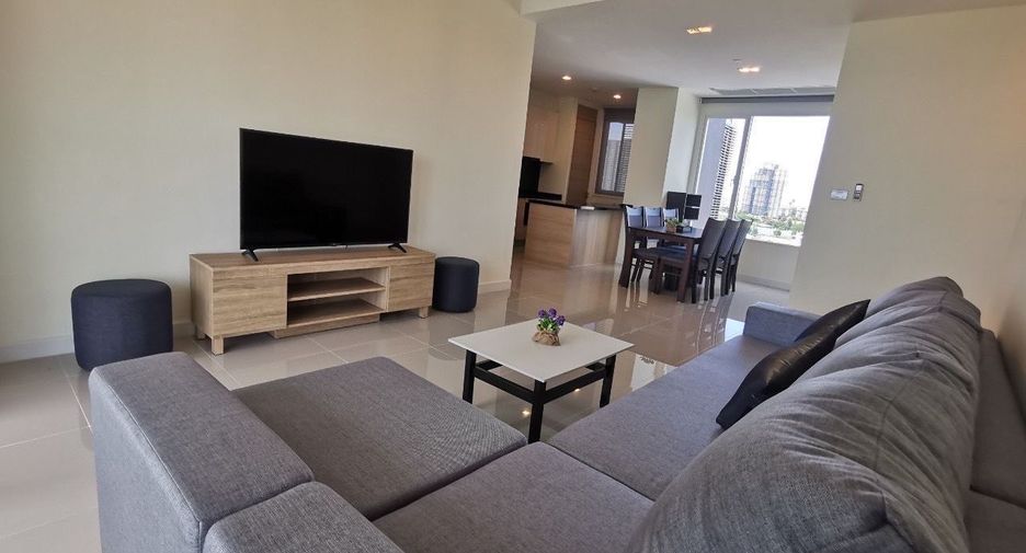 For rent 2 bedrooms condo in Bang Lamung, Chonburi