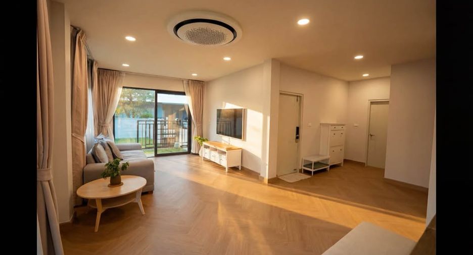 Haus zur Miete und zum Kauf mit 3 Zimmer in Bang Phli, Samut Prakan