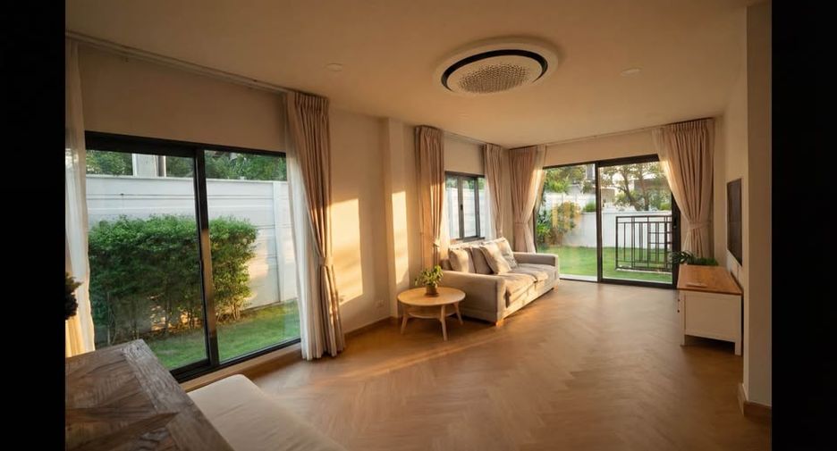 Haus zur Miete und zum Kauf mit 3 Zimmer in Bang Phli, Samut Prakan