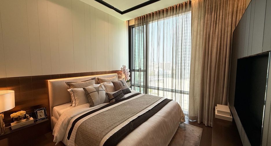 For sale 2 bedrooms condo in Watthana, Bangkok