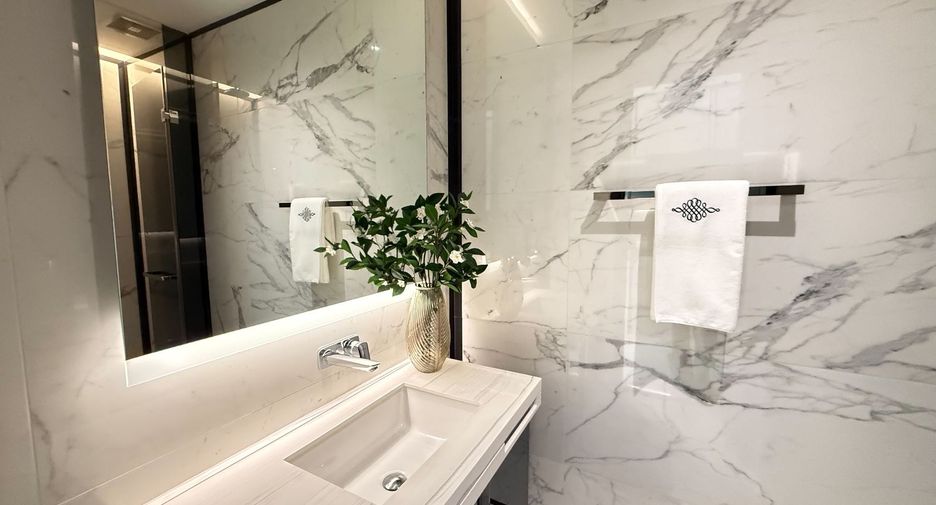 For sale 2 bedrooms condo in Watthana, Bangkok
