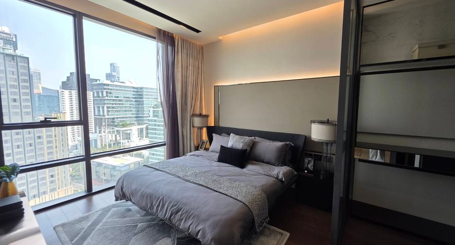 For sale 2 bedrooms condo in Watthana, Bangkok