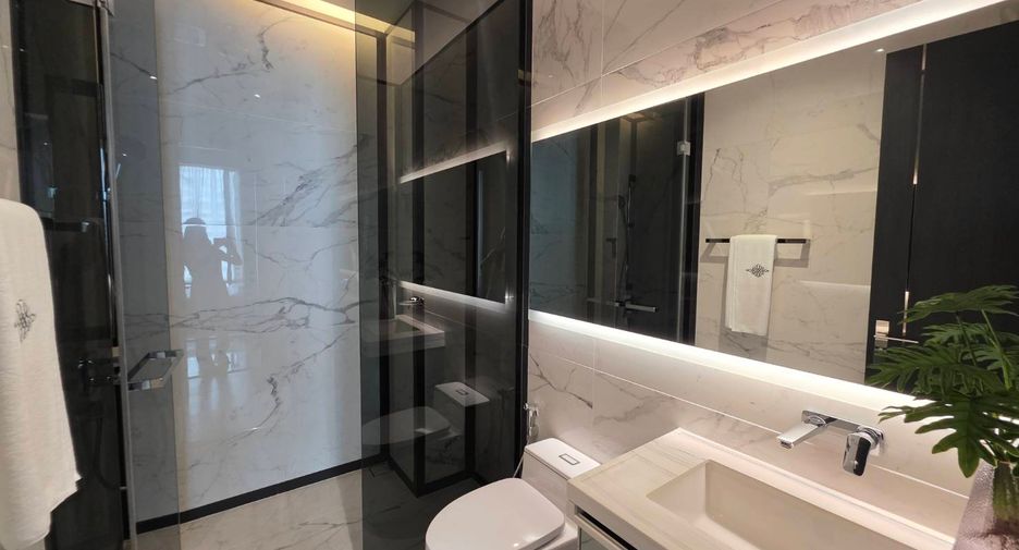 For sale 2 bedrooms condo in Watthana, Bangkok