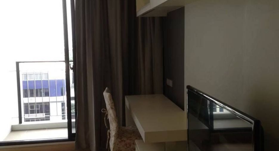 For rent 1 bed condo in Khlong San, Bangkok