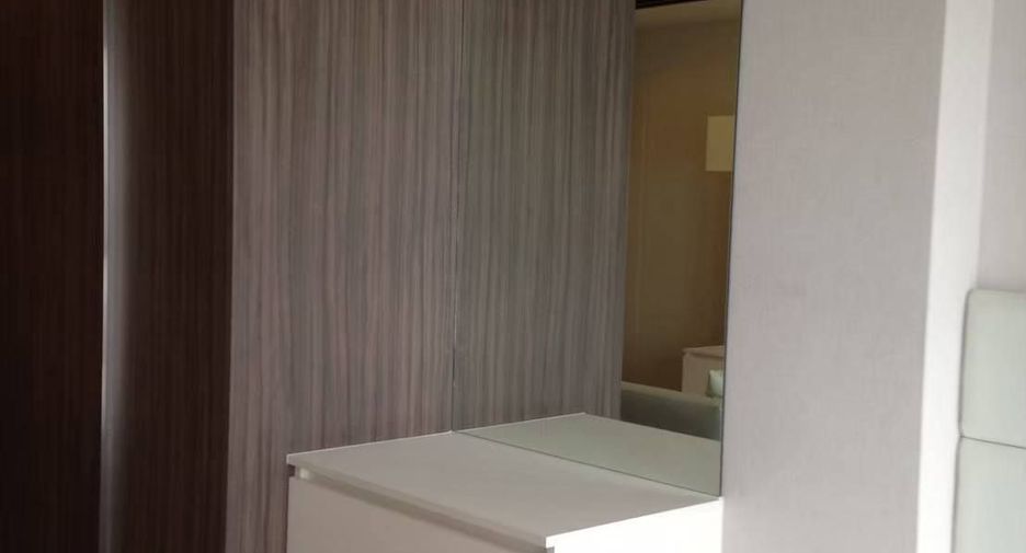 For rent 1 bed condo in Khlong San, Bangkok