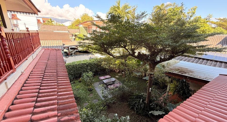 出售 9 卧室 酒店 在 Mueang Chiang Mai, Chiang Mai