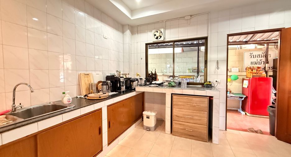 出售 9 卧室 酒店 在 Mueang Chiang Mai, Chiang Mai
