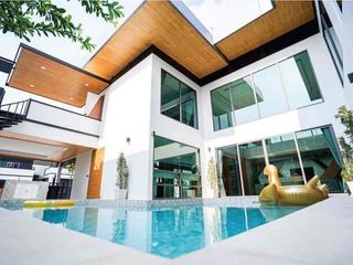 Villa zur Miete mit 6 Zimmer in Bang Lamung, Chonburi
