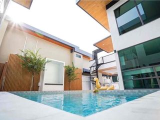 Villa zur Miete mit 6 Zimmer in Bang Lamung, Chonburi