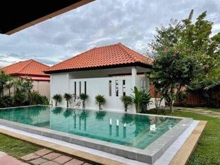 For sale 3 bedrooms villa in Huay Yai, Pattaya