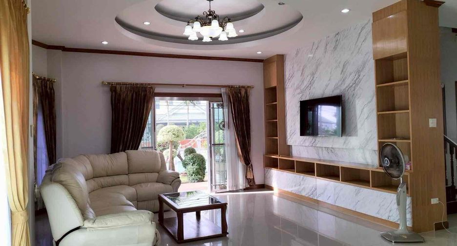 For rent 5 bedrooms villa in Bang Lamung, Chonburi