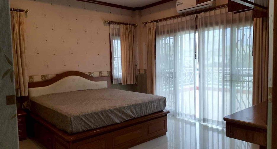 For rent 5 bedrooms villa in Bang Lamung, Chonburi
