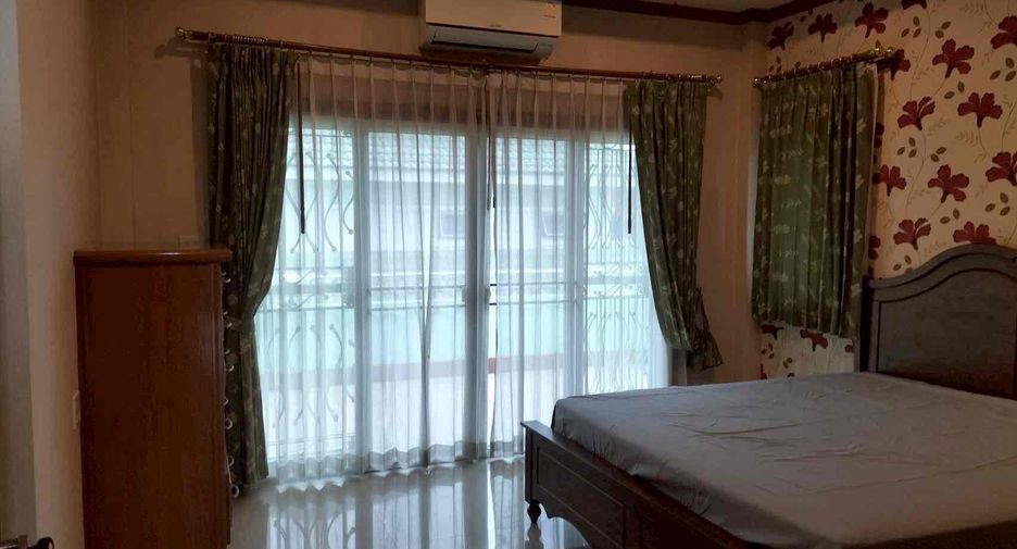 For rent 5 bedrooms villa in Bang Lamung, Chonburi