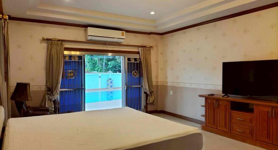 For rent 5 bedrooms villa in Bang Lamung, Chonburi