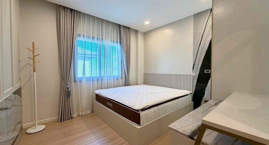 出租 4 卧室 别墅 在 Bang Lamung, Chon Buri