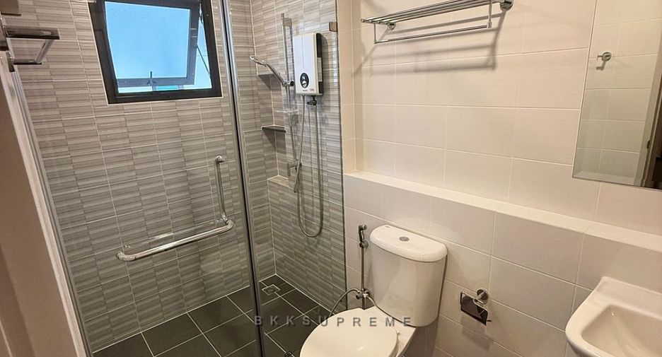 For rent and for sale 4 bedrooms house in Bang Kruai, Nonthaburi