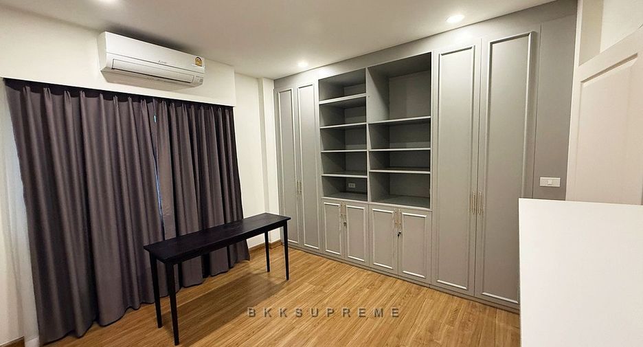 For rent and for sale 4 bedrooms house in Bang Kruai, Nonthaburi