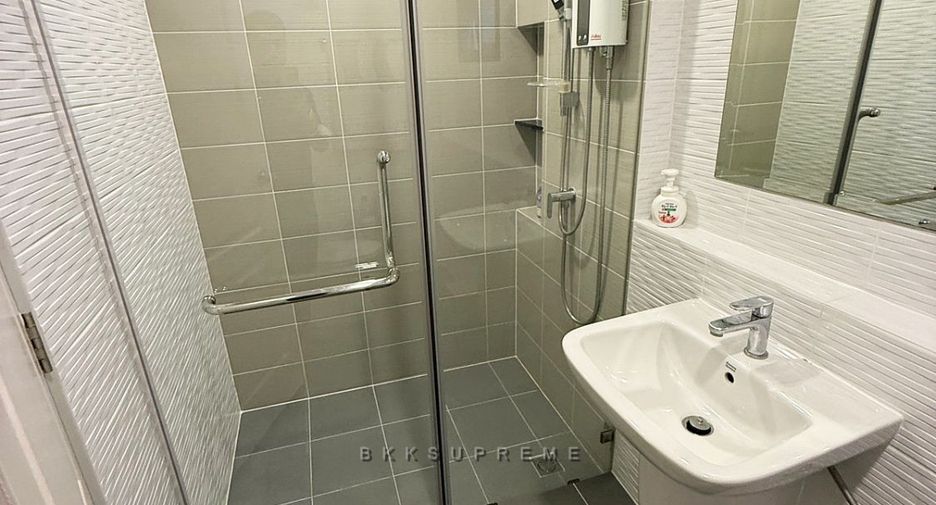 For rent and for sale 4 bedrooms house in Bang Kruai, Nonthaburi