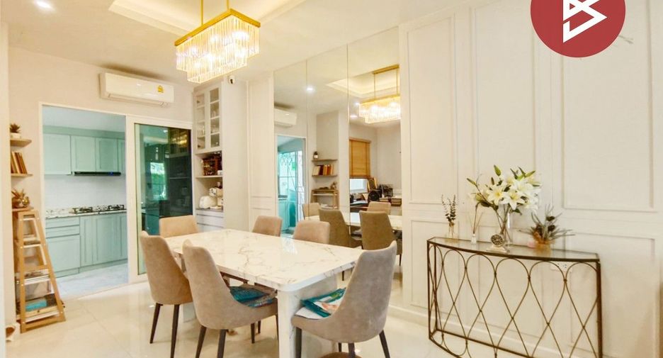 For sale 3 bedrooms townhouse in Bang Phli, Samut Prakan
