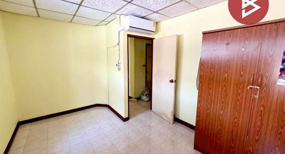 Reihenhaus zum Kauf mit 2 Zimmer in Lat Krabang, Bangkok