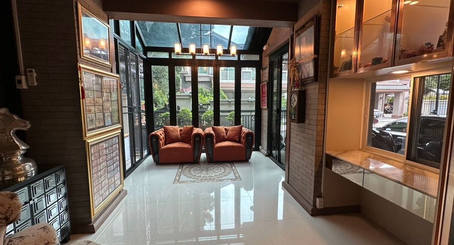For sale 4 bedrooms house in Bang Phli, Samut Prakan