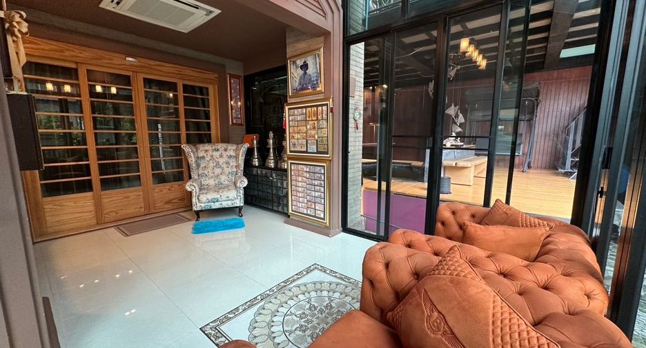 For sale 4 bedrooms house in Bang Phli, Samut Prakan