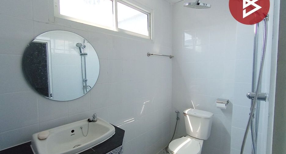 Gewerbefläche zum Kauf mit 1 Zimmer in Suan Phueng, Ratchaburi