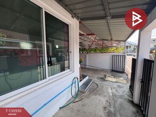 For sale 2 bedrooms townhouse in Mueang Samut Songkhram, Samut Songkhram