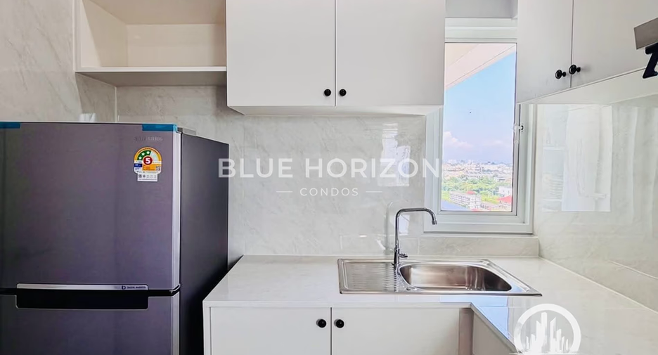 For sale 3 bedrooms condo in Bang Lamung, Chonburi