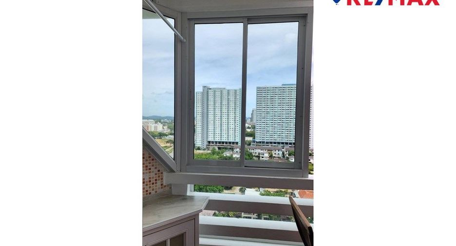 For sale studio condo in Bang Lamung, Chonburi