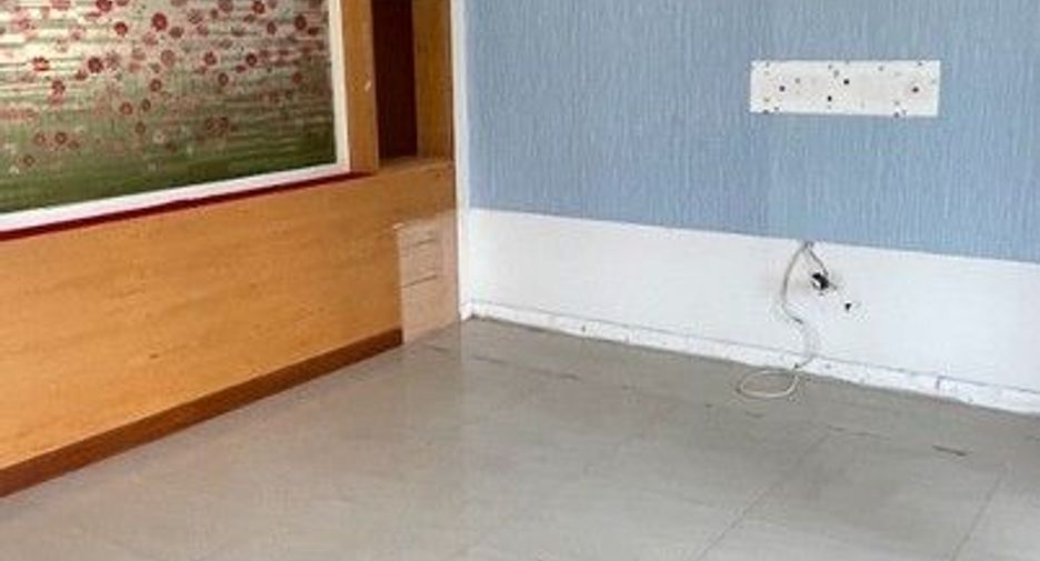 Haus zum Kauf mit 1 Zimmer in Sai Mai, Bangkok