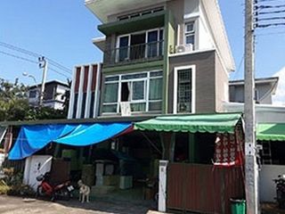 For sale 1 bed house in Saphan Sung, Bangkok