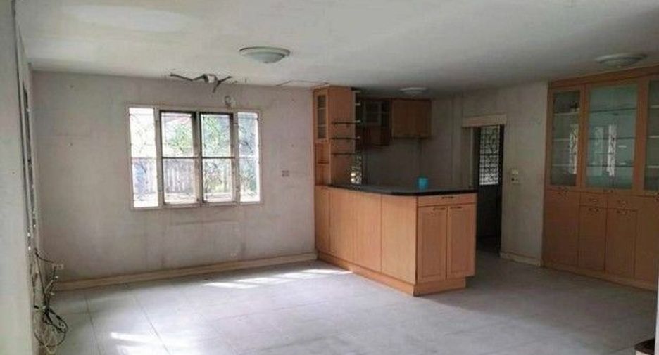 À vendre 1 chambre maison à Bang Phli, Samut Prakan