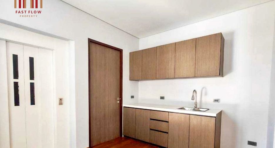 For sale 5 bedrooms house in Bang Sue, Bangkok