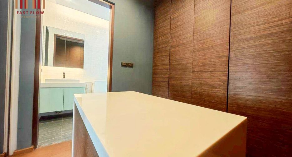 For sale 5 bedrooms house in Bang Sue, Bangkok