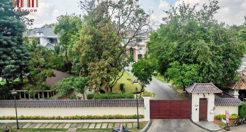 For sale 5 bedrooms house in Bang Sue, Bangkok