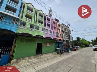 出售 6 卧室 商业空间 在 Mueang Samut Prakan, Samut Prakan